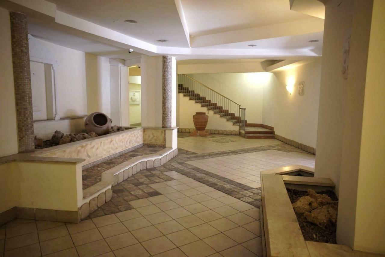 Metro A Modern Apartment Рим Экстерьер фото